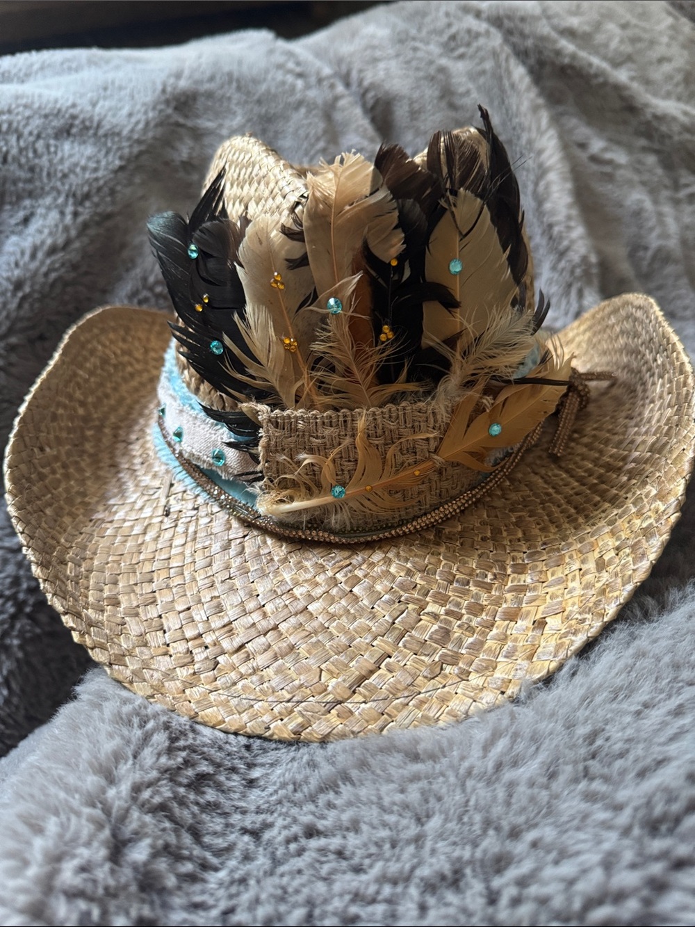 Straw Feather Embellished Cowboy Hat - Natural Tan with Black & Beige Feathers - Picture 4 of 4